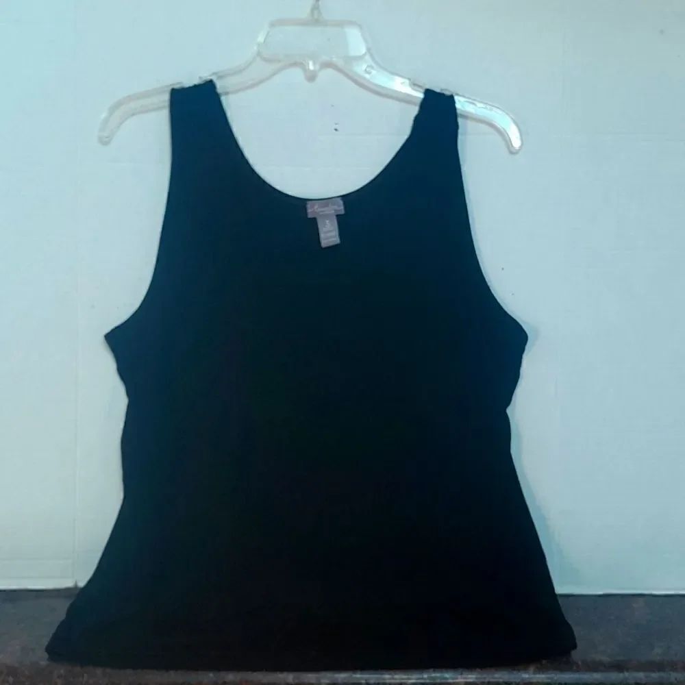 Chico's Travellers Sleeveless Top...Size 3 (XL).